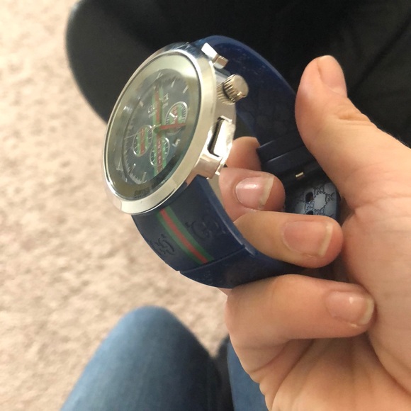 Gucci Accessories Gucci Watch Unique Serial Number Dy19126568